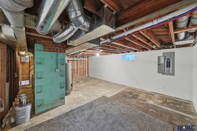 6701 Adams Street, Lincoln, NE 68507