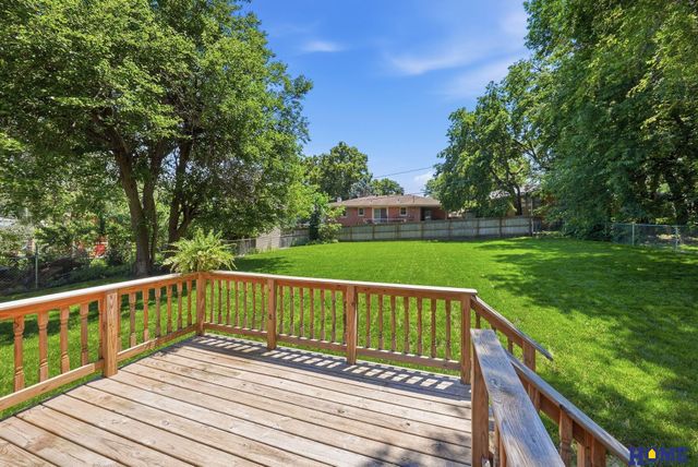 6701 Adams Street, Lincoln, NE 68507