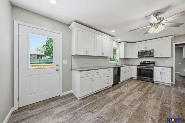 6701 Adams Street, Lincoln, NE 68507