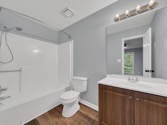 1778 Broadripple Dr, Clarksville, TN 37042