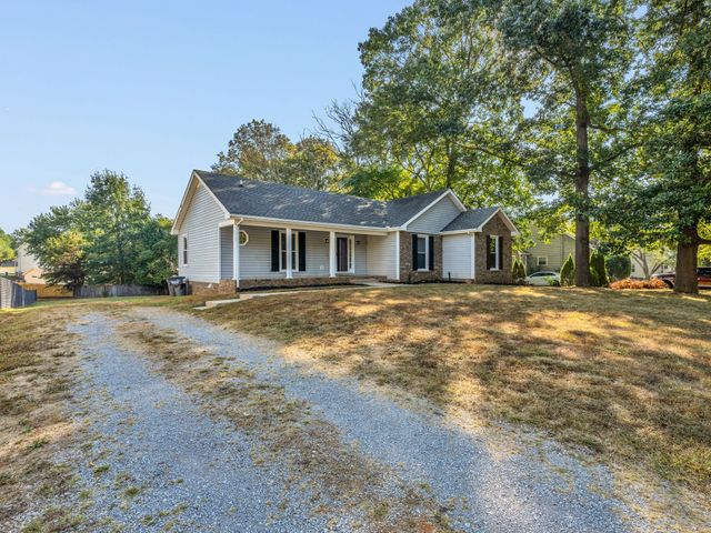 1778 Broadripple Dr, Clarksville, TN 37042