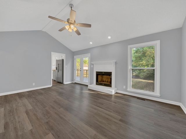 1778 Broadripple Dr, Clarksville, TN 37042