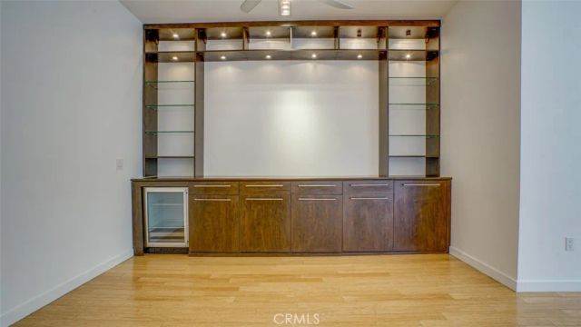 4705 Whitsett 106, Studio City, CA 91604