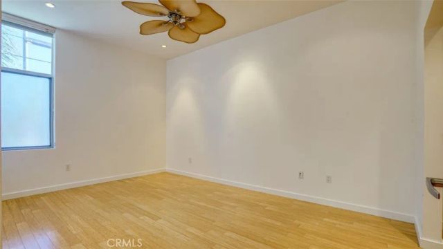 4705 Whitsett 106, Studio City, CA 91604