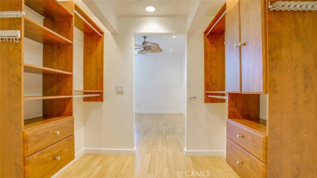 4705 Whitsett 106, Studio City, CA 91604