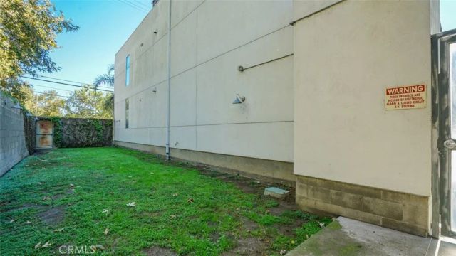 4705 Whitsett 106, Studio City, CA 91604