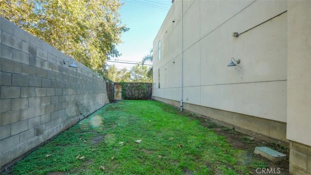 4705 Whitsett 106, Studio City, CA 91604