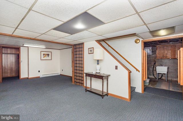 112 SANFORD AVE, Hanover, PA 17331