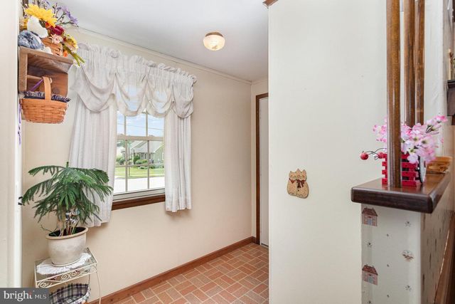 112 SANFORD AVE, Hanover, PA 17331