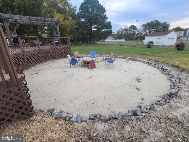 111 CLYDE AVE, Fruitland, MD 21826