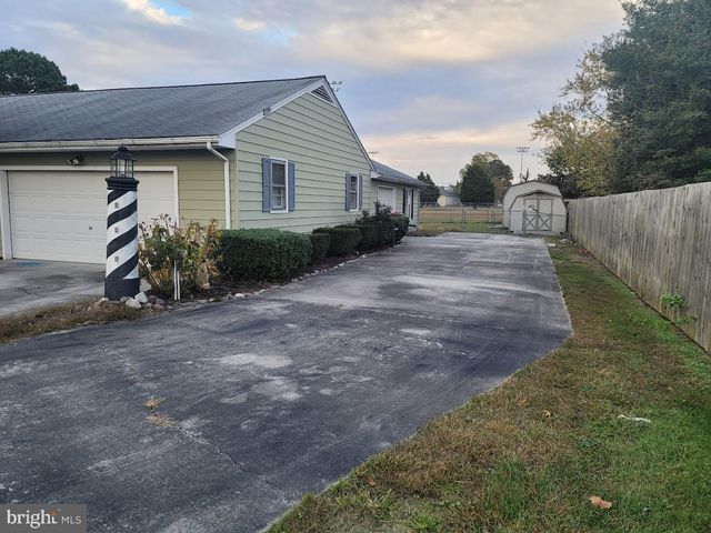 111 CLYDE AVE, Fruitland, MD 21826