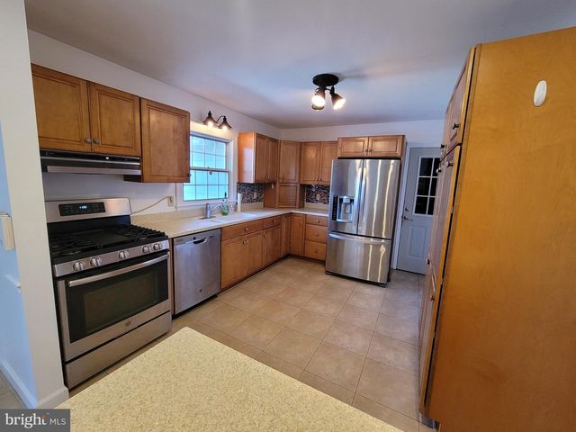 111 CLYDE AVE, Fruitland, MD 21826