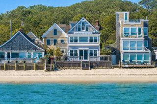 613 Commercial Street, Provincetown, MA 02657