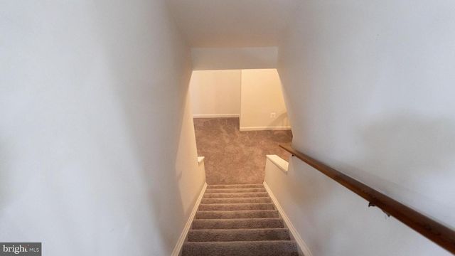 100 BLACKPOWDER LN, Fort Washington, MD 20744