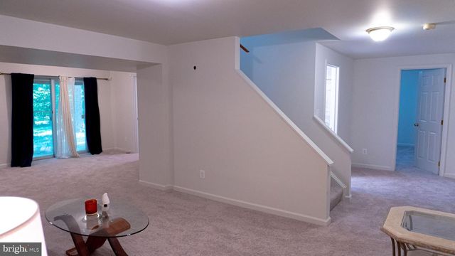 100 BLACKPOWDER LN, Fort Washington, MD 20744