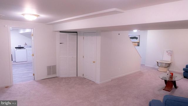 100 BLACKPOWDER LN, Fort Washington, MD 20744