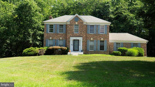 100 BLACKPOWDER LN, Fort Washington, MD 20744