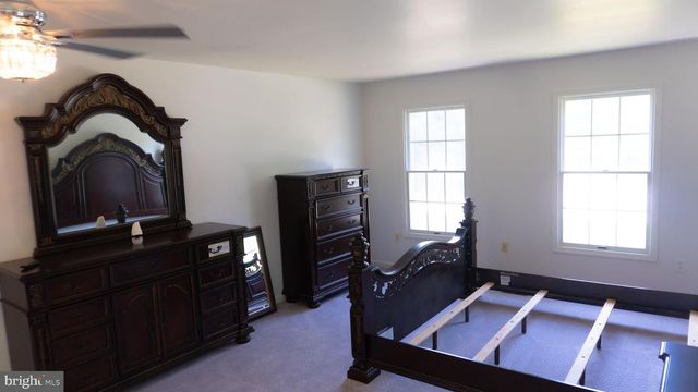 100 BLACKPOWDER LN, Fort Washington, MD 20744