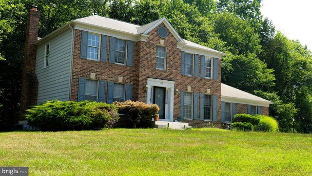 100 BLACKPOWDER LN, Fort Washington, MD 20744
