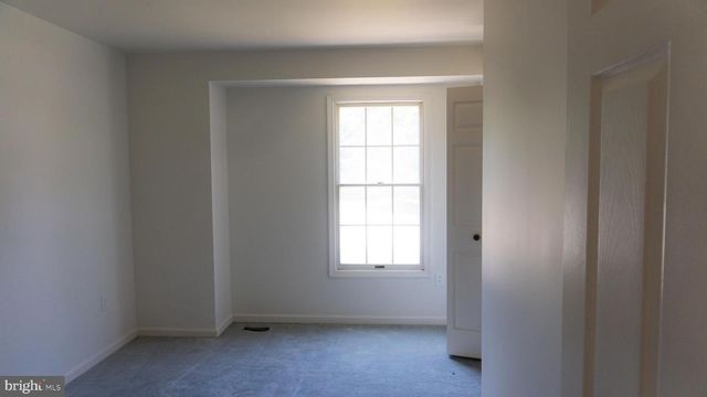 100 BLACKPOWDER LN, Fort Washington, MD 20744