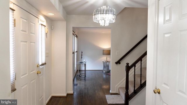 100 BLACKPOWDER LN, Fort Washington, MD 20744