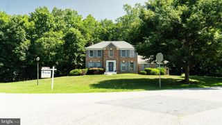 100 BLACKPOWDER LN, Fort Washington, MD 20744