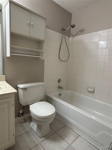 1935 Marine Terrace Drive J, Maryland Heights, MO 63146