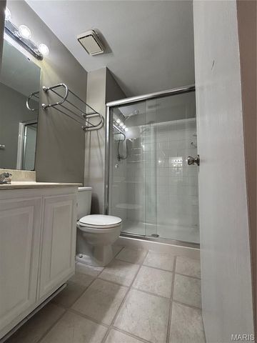 1935 Marine Terrace Drive J, Maryland Heights, MO 63146