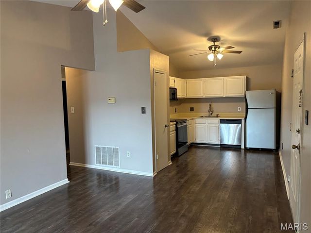 1935 Marine Terrace Drive J, Maryland Heights, MO 63146