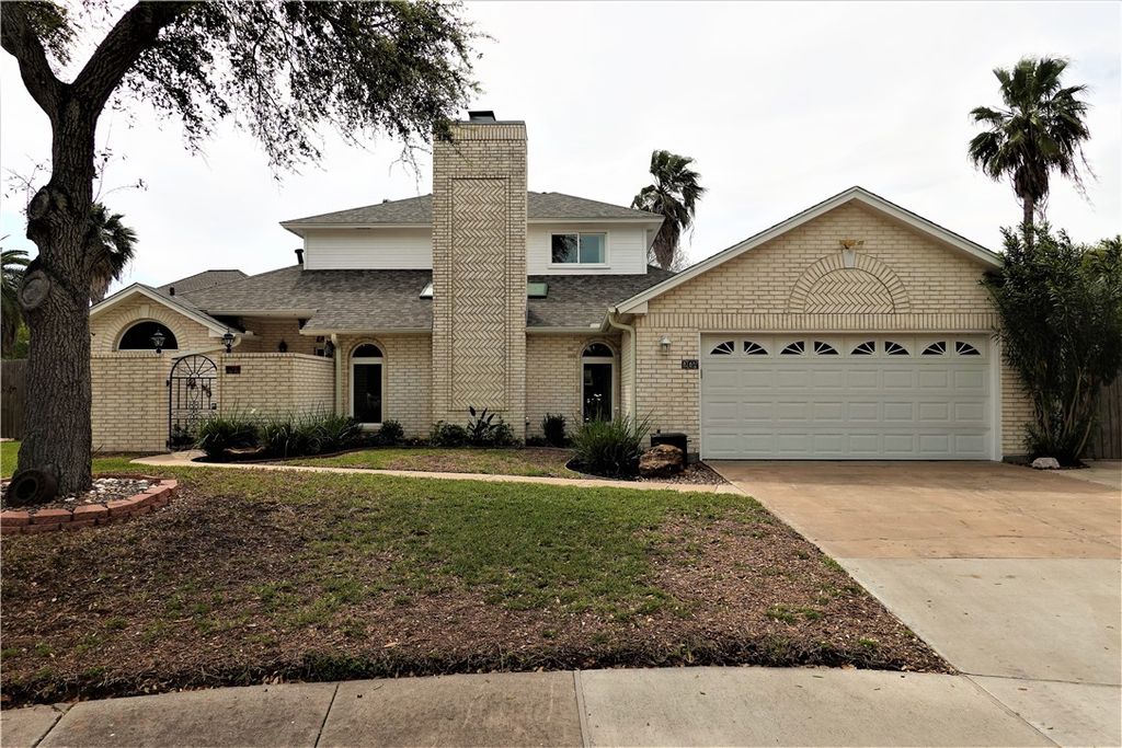 204 Sandpiper Dr, Portland, TX 78374