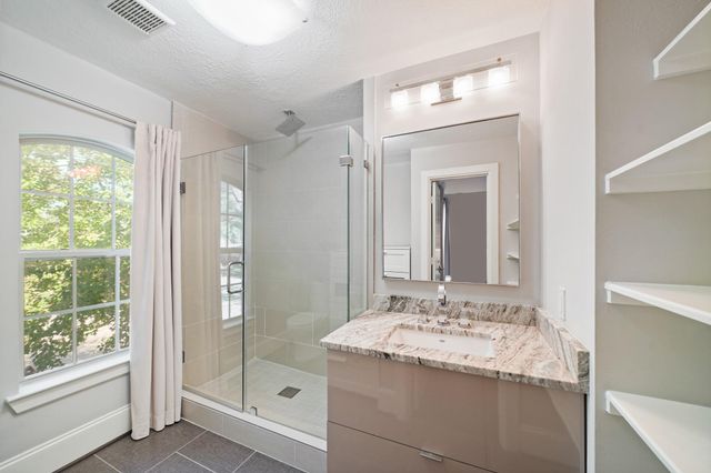 14855 Perthshire Road, Houston, TX 77079