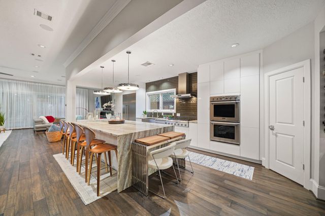 14855 Perthshire Road, Houston, TX 77079