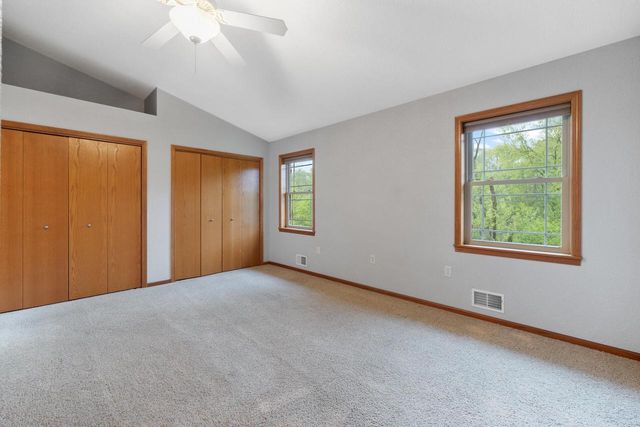 262 Silver Fox DRIVE N, Kewaskum, WI 53040