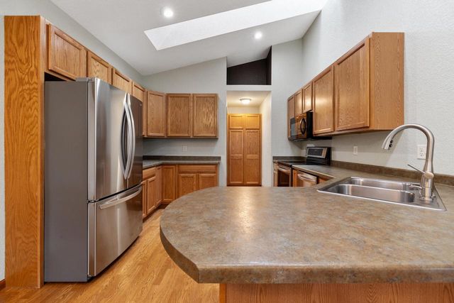 262 Silver Fox DRIVE N, Kewaskum, WI 53040