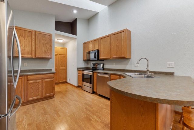 262 Silver Fox DRIVE N, Kewaskum, WI 53040