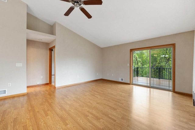 262 Silver Fox DRIVE N, Kewaskum, WI 53040