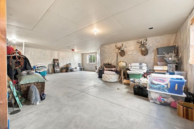 5848 56th Avenue S, Fargo, ND 58104