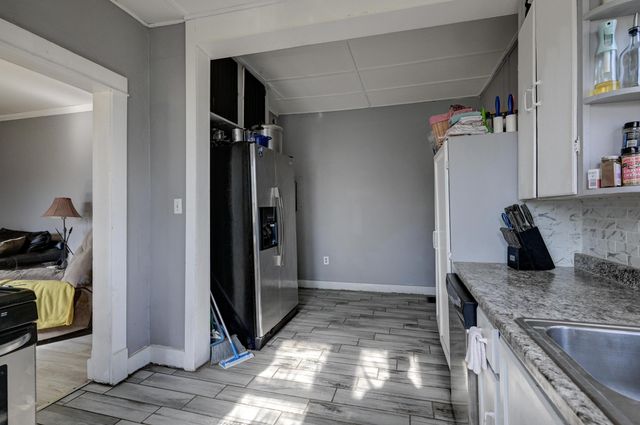 305 Bartlett Avenue, Joplin, MO 64804