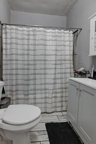 305 Bartlett Avenue, Joplin, MO 64804