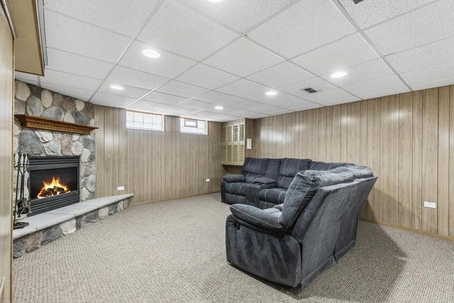 1939 S 97th STREET, West Allis, WI 53227