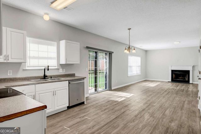 6355 Grey Fox Way, Riverdale, GA 30296