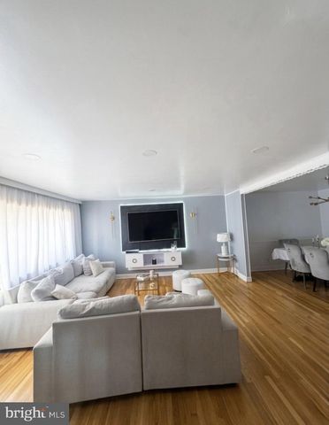 3164 DERRY RD, Philadelphia, PA 19154