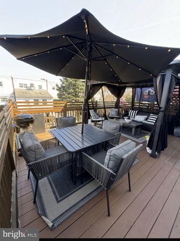 3164 DERRY RD, Philadelphia, PA 19154