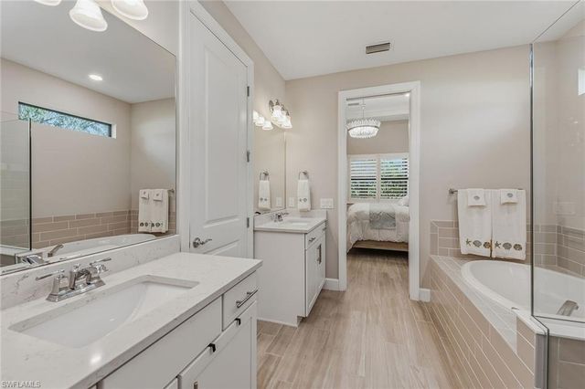 2797 Amaranda CT, Naples, FL 34114