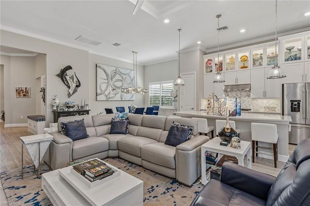 2797 Amaranda CT, Naples, FL 34114