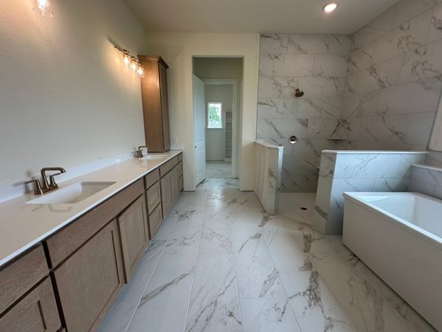 205 Cobb Road, Leonard, TX 75452