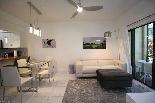 3323 Olympic DR 712, Naples, FL 34105