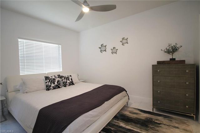 3323 Olympic DR 712, Naples, FL 34105
