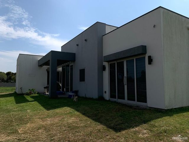 1102 Flamingo Avenue, Mission, TX 78572