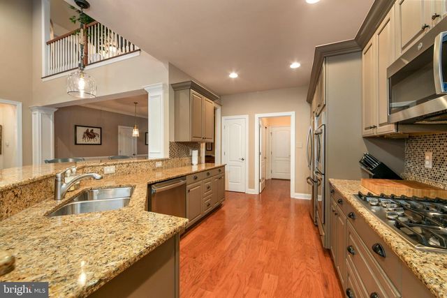 2 ALVERLEY CIR, Medford, NJ 08055